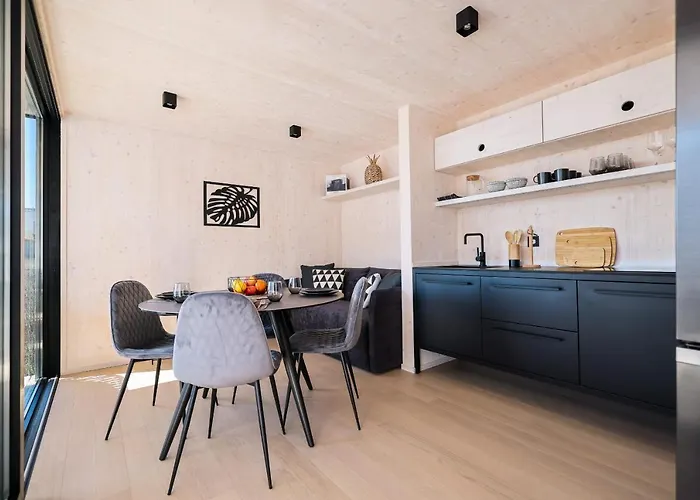 Arcadia - #8 아파트 *